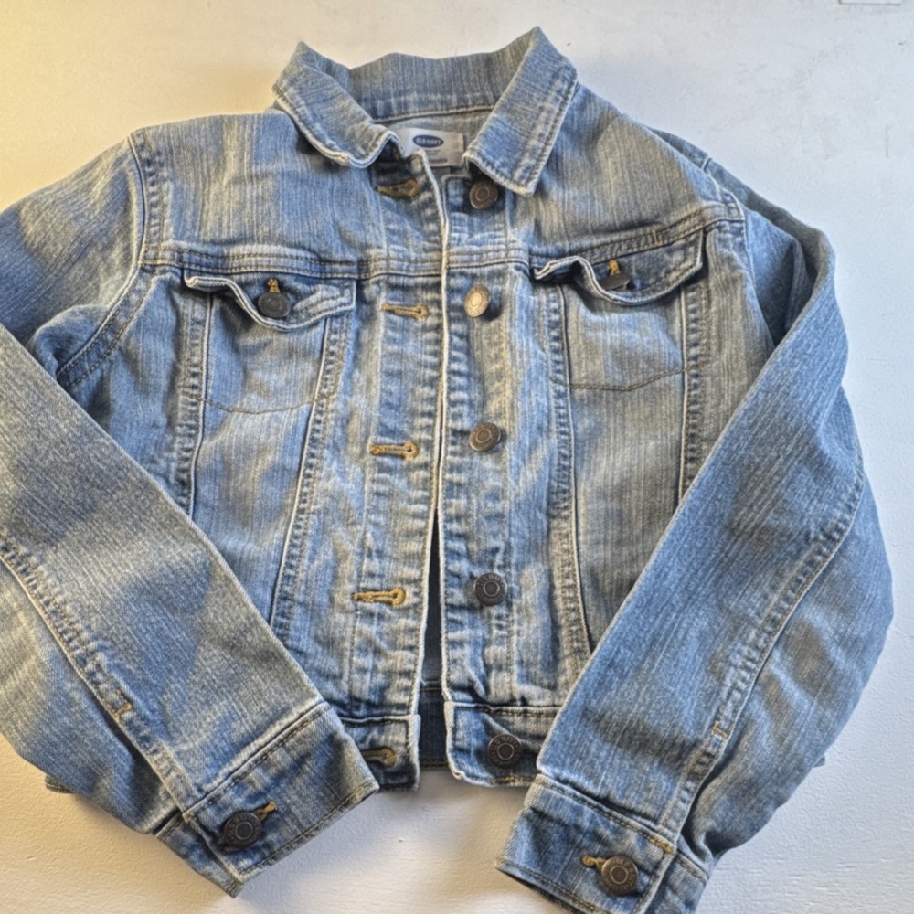 (6010) Old Navy Girls Blue Denim Basic Jacket M (8) Stretch Button Front Pockets